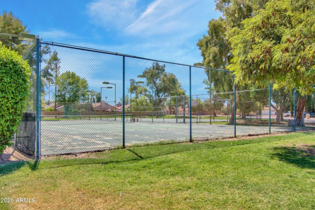Image 28 of property listing at 4408 W JULIE Drive, Glendale, AZ 85308