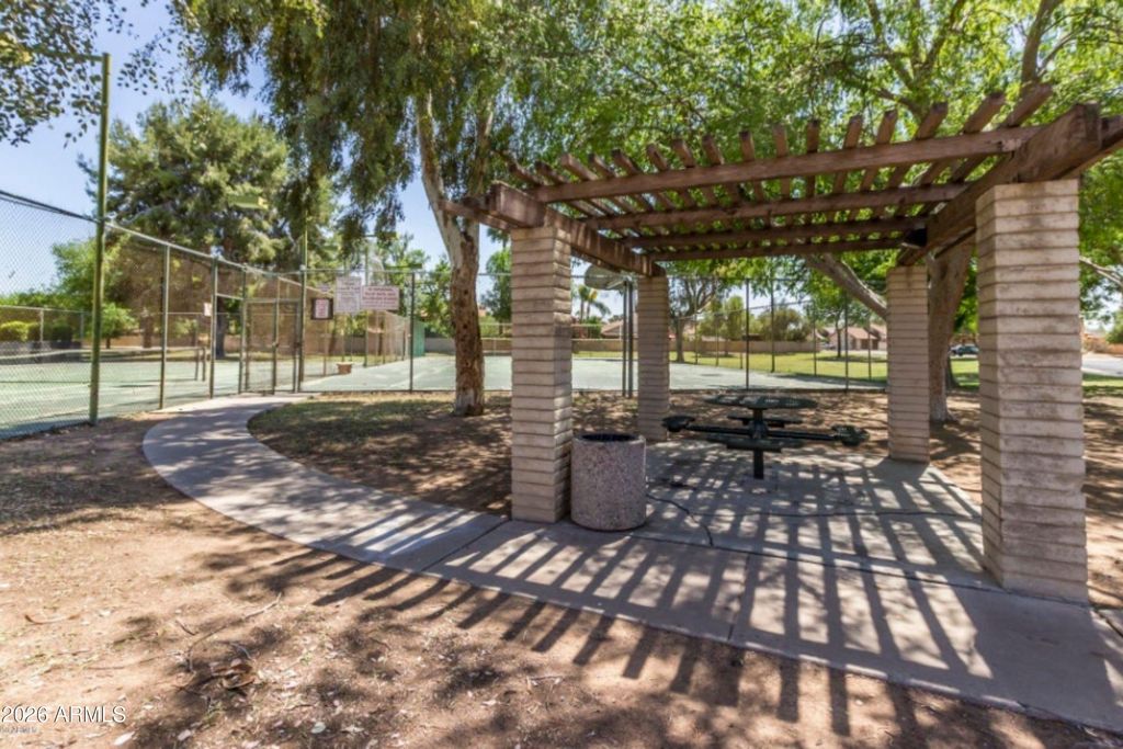 Image 30 of property listing at 4408 W JULIE Drive, Glendale, AZ 85308