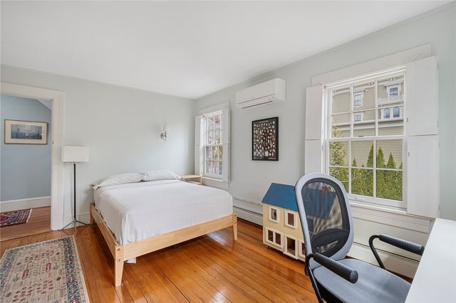 7 Cushing Street, Providence, RI 02906