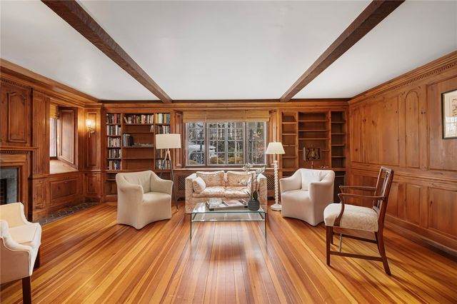 7 Cushing Street, Providence, RI 02906