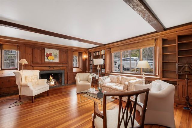 7 Cushing Street, Providence, RI 02906