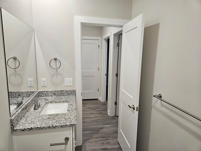 2390 E Thunder, Wichita, KS 67219