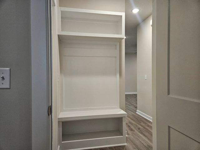 2390 E Thunder, Wichita, KS 67219