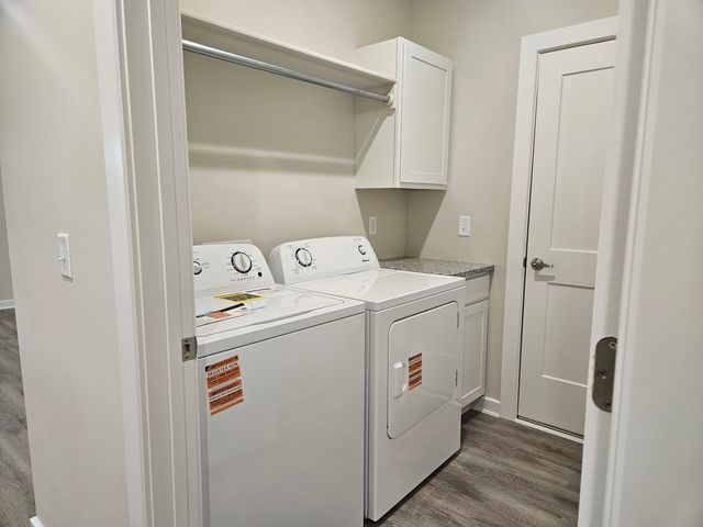 2390 E Thunder, Wichita, KS 67219