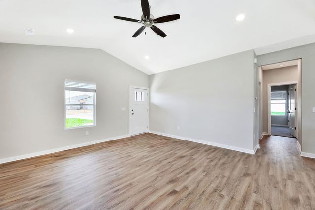 2390 E Thunder, Wichita, KS 67219