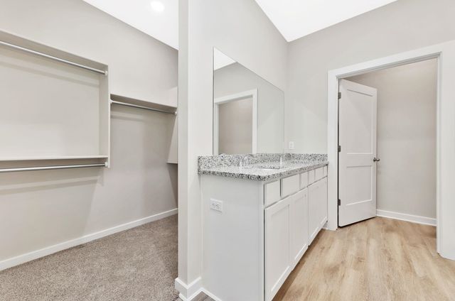 2390 E Thunder, Wichita, KS 67219