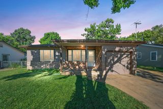 323 S Hungerford Ave, Haysville, KS 67060