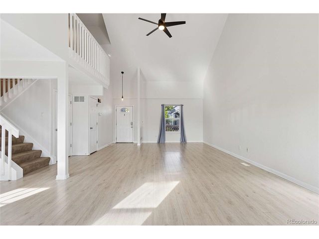 9677 Fairwood St, Littleton, CO 80125