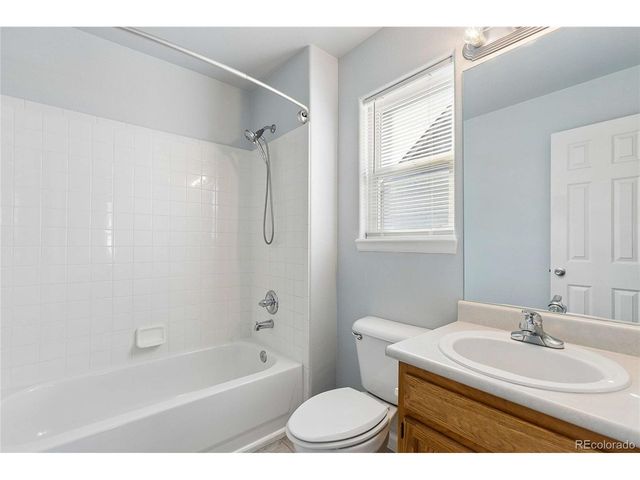 9677 Fairwood St, Littleton, CO 80125