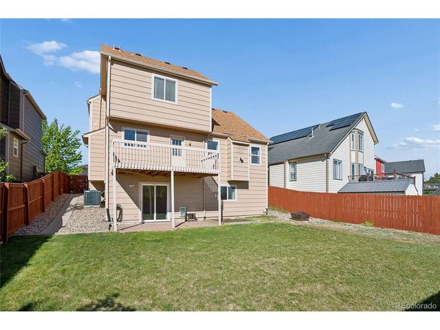 9677 Fairwood St, Littleton, CO 80125