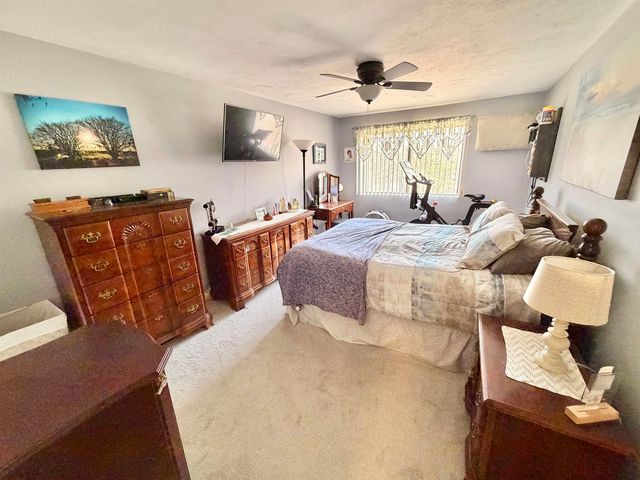 35 Andrew St Apt 28, Manchester, NH 03104