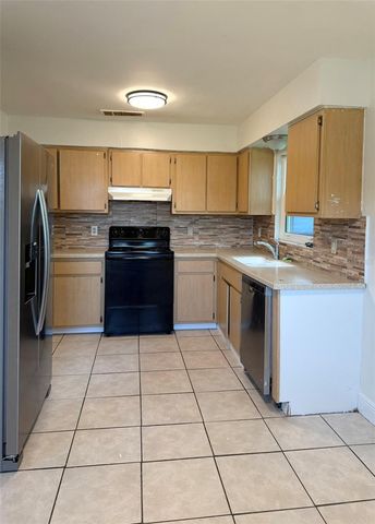 301 W 26 STREET, Sanford, FL 32773