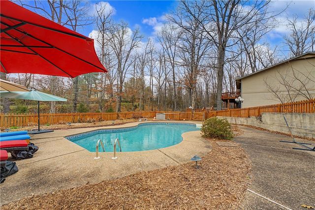 28 Melanie Drive, Bella Vista, AR 72714