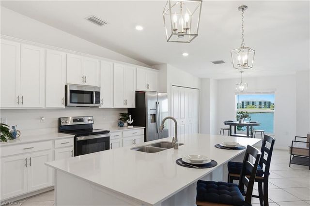 5427 Double Eagle CIR 2824, Other, FL 34142