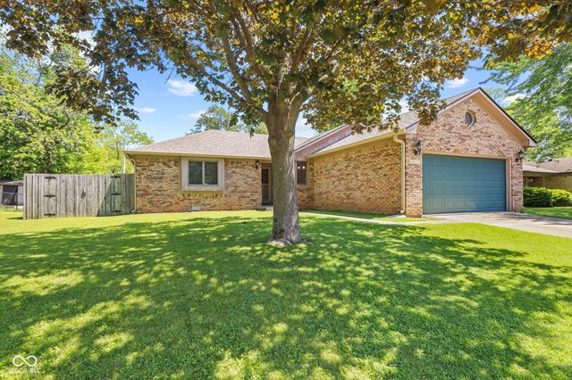 8857 Chessie Drive, Indianapolis, IN 46217