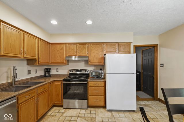 8857 Chessie Drive, Indianapolis, IN 46217