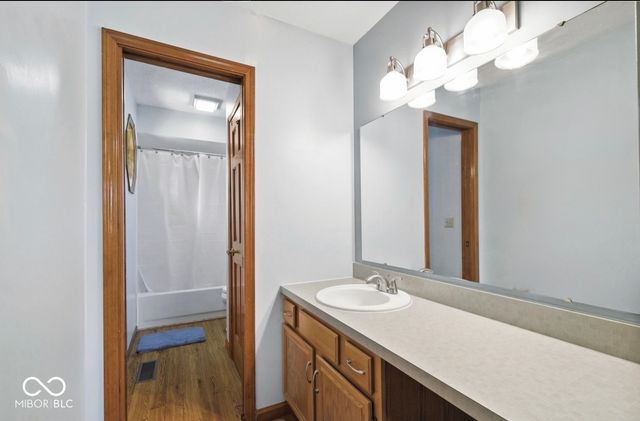 8857 Chessie Drive, Indianapolis, IN 46217