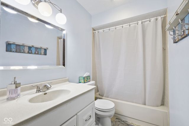 8857 Chessie Drive, Indianapolis, IN 46217
