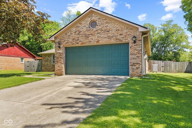 8857 Chessie Drive, Indianapolis, IN 46217