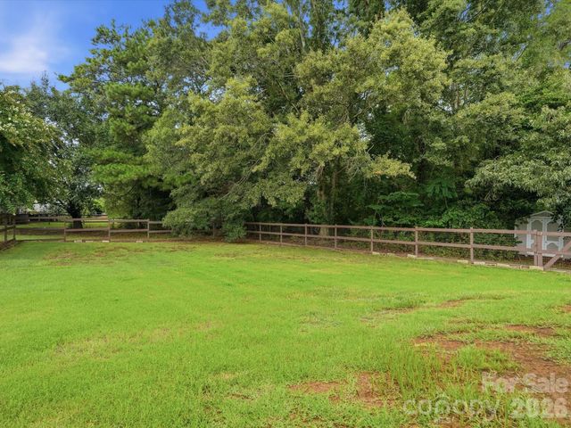 1932 Williford Woods Lane, Rock Hill, SC 29730