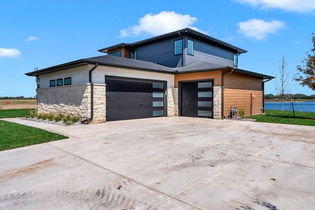 5118 Shoreside Street, Maize, KS 67101