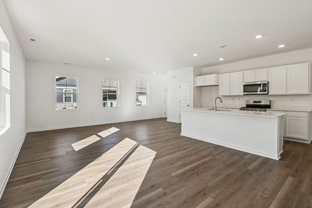 2435 Glacier Street, Pingree Grove, IL 60140