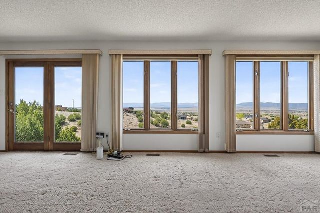 966 S Linden Pl, Pueblo West, CO 81007