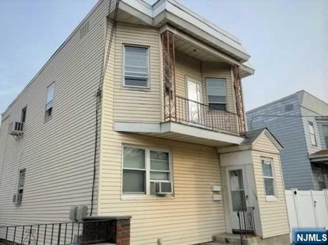 108 7th Street 2, Harrison, NJ 07029