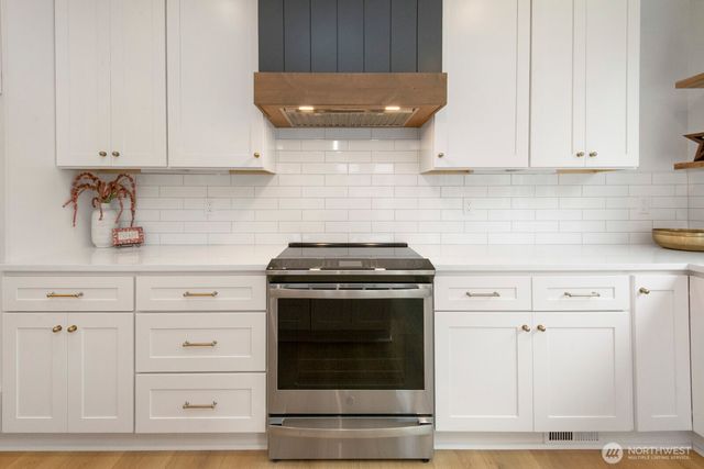 3310 169th Street Ct E, Tacoma, WA 98446