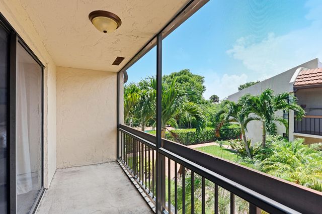 721 SE 1ST Way C11, Deerfield Beach, FL 33441
