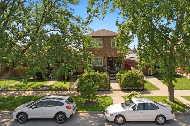 2432 N Neva Avenue, Chicago, IL 60707