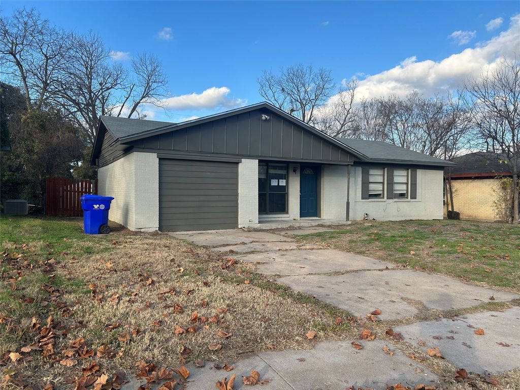 3301 Cloverleaf Drive, Waco, TX 76706