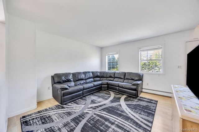 108A Union Avenue, Ronkonkoma, NY 11779