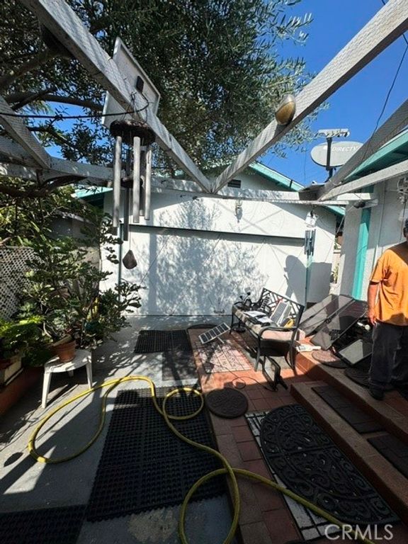 607 Esperanza, Los Angeles, CA 90023 — photo 3