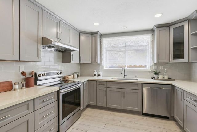 4173 El Camino Real 9, Palo Alto, CA 94306