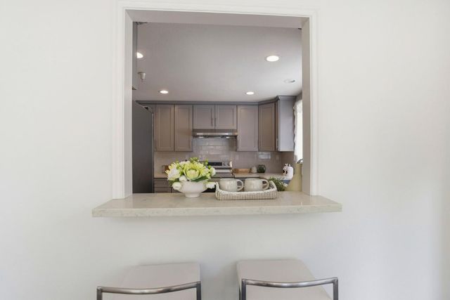4173 El Camino Real 9, Palo Alto, CA 94306