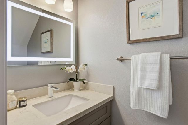 4173 El Camino Real 9, Palo Alto, CA 94306