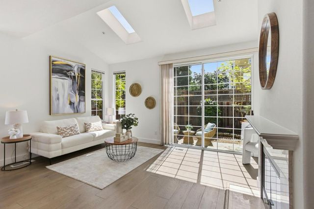 4173 El Camino Real 9, Palo Alto, CA 94306
