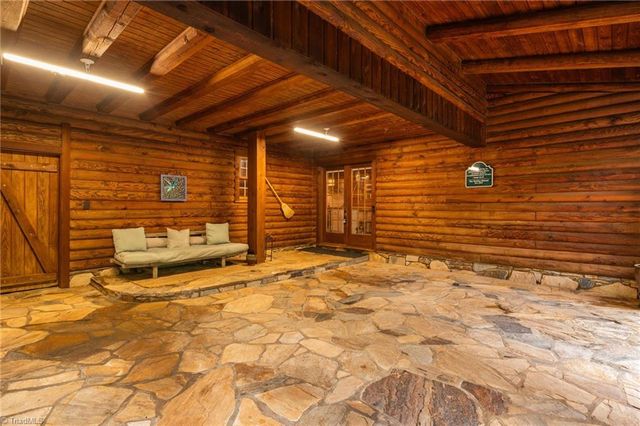 2257 Smith Farm Road, Thomasville, NC 27360