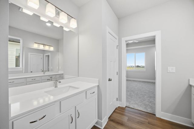 5201 172nd Street, Urbandale, IA 50263