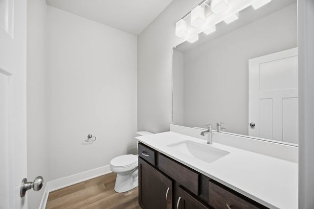 5201 172nd Street, Urbandale, IA 50263