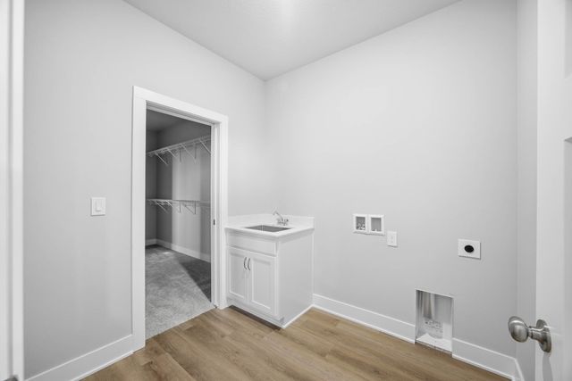 5201 172nd Street, Urbandale, IA 50263