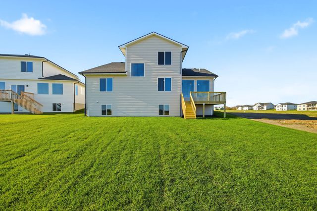 5201 172nd Street, Urbandale, IA 50263