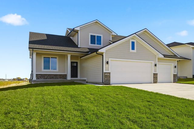 5201 172nd Street, Urbandale, IA 50263