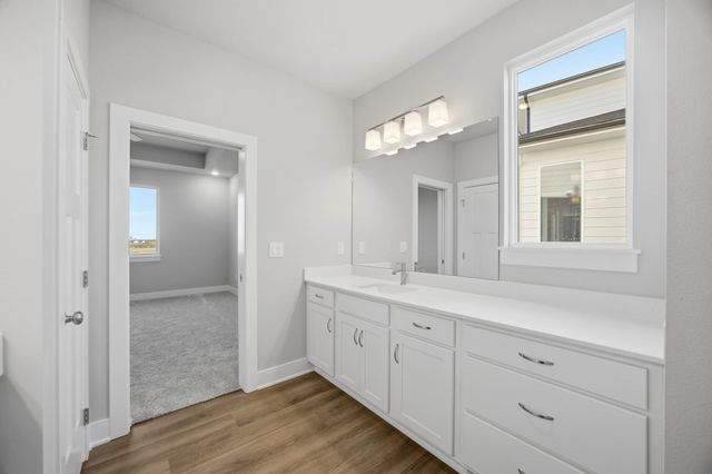 5201 172nd Street, Urbandale, IA 50263