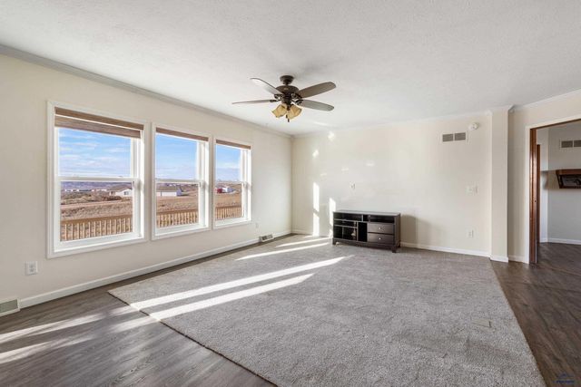 13382 SEA GULL RD, Hot Springs, SD 57747