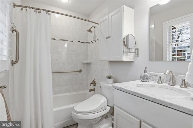 7921 ELLET RD, Springfield, VA 22151