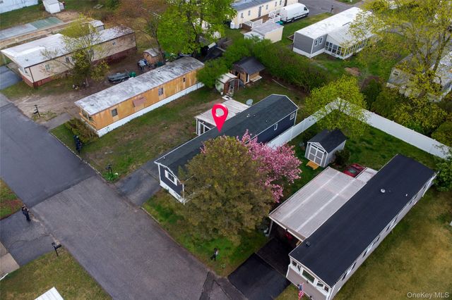 65 Minuteman Drive, Islip, NY 11716