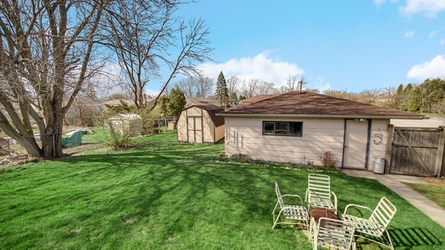 141 Monticello Drive, Dyer, IN 46311