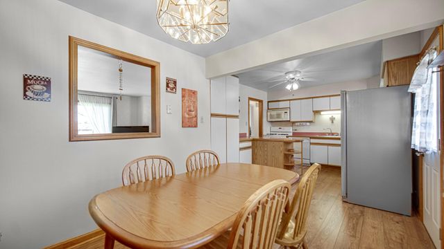 141 Monticello Drive, Dyer, IN 46311
